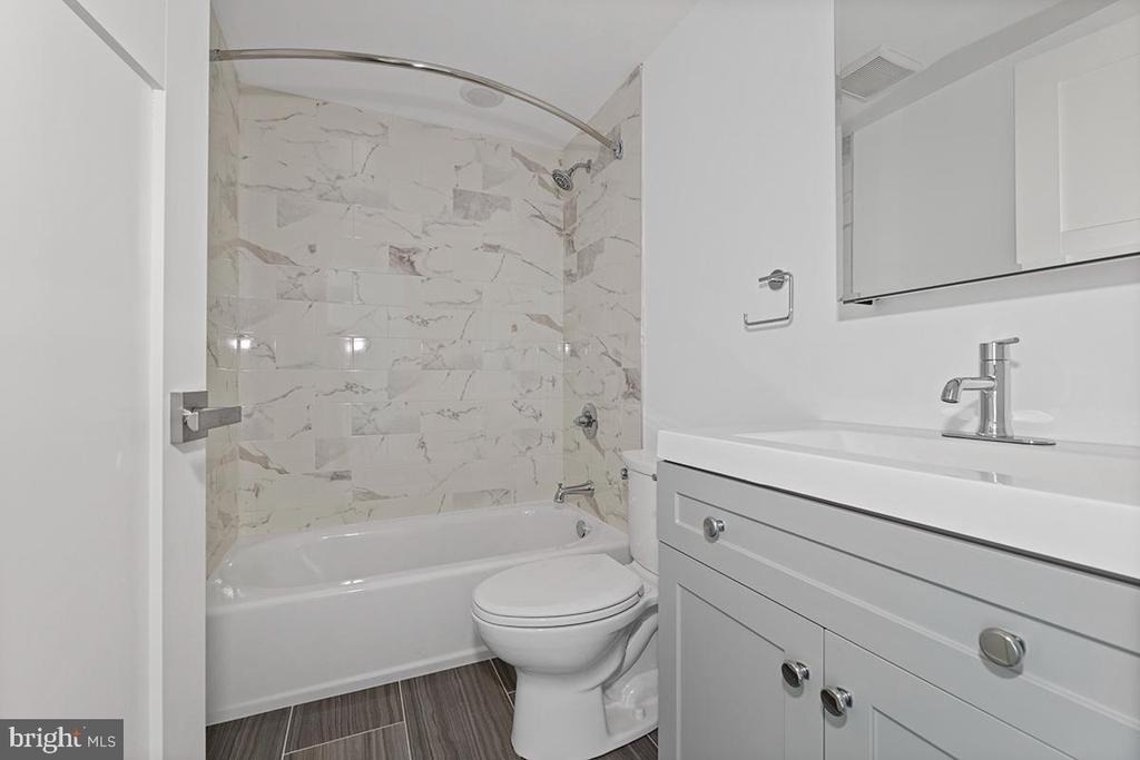 404 404 Fountain St - Photo 13