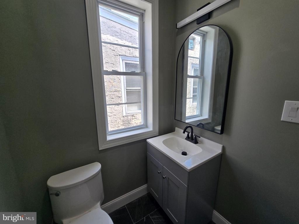 6022 Pine Street - Photo 3