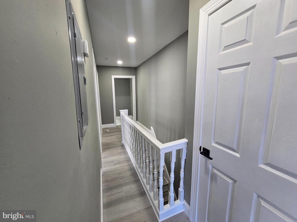 6022 Pine Street - Photo 10