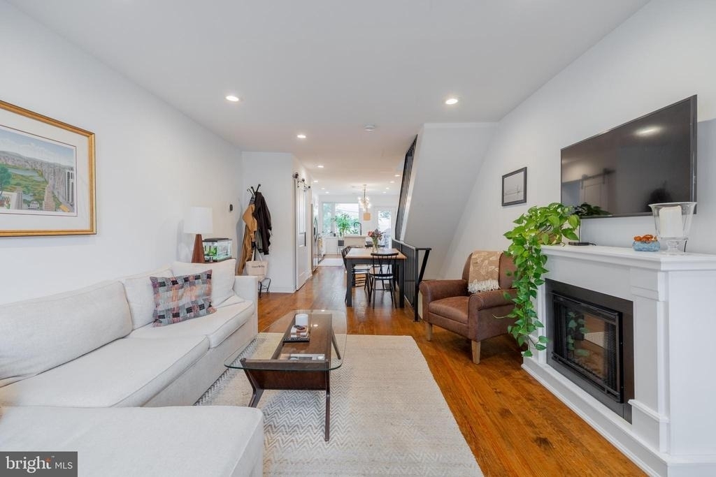 2317 E Letterly Street - Photo 1