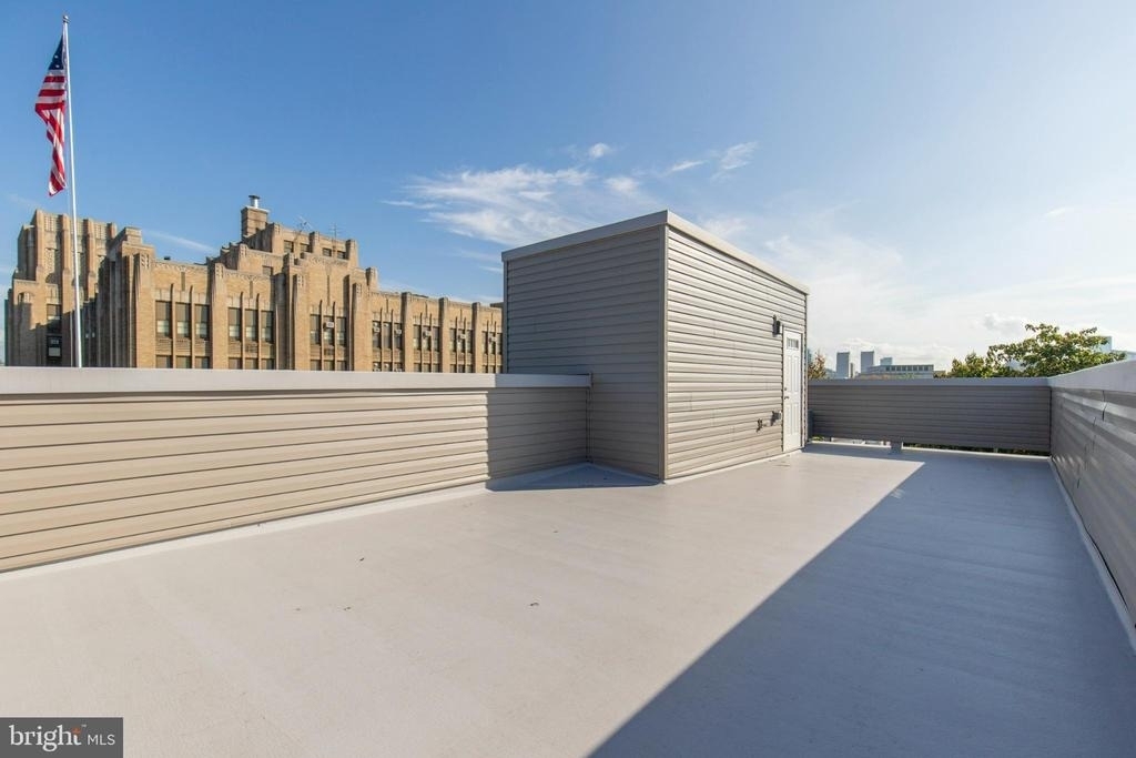 2406 W Master Street - Photo 30