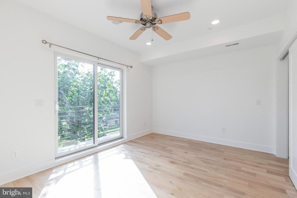 2406 W Master Street - Photo 8