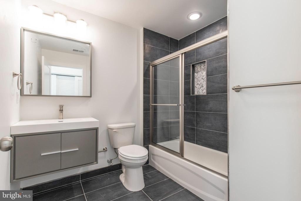 2406 W Master Street - Photo 7