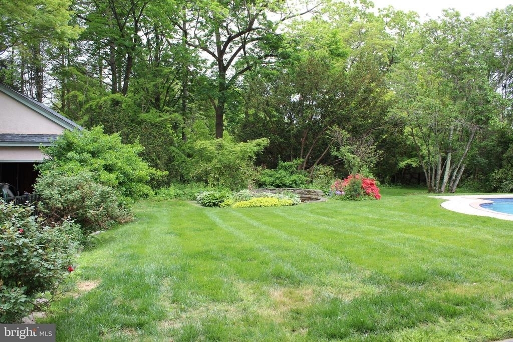 490 Bancroft Road - Photo 11