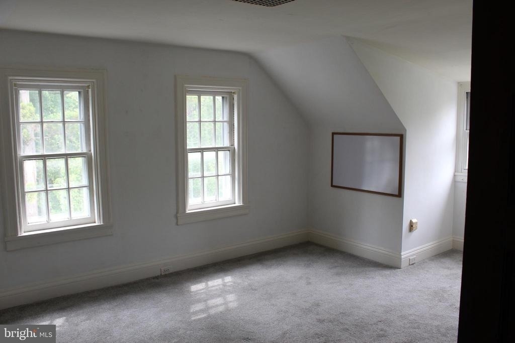490 Bancroft Road - Photo 29