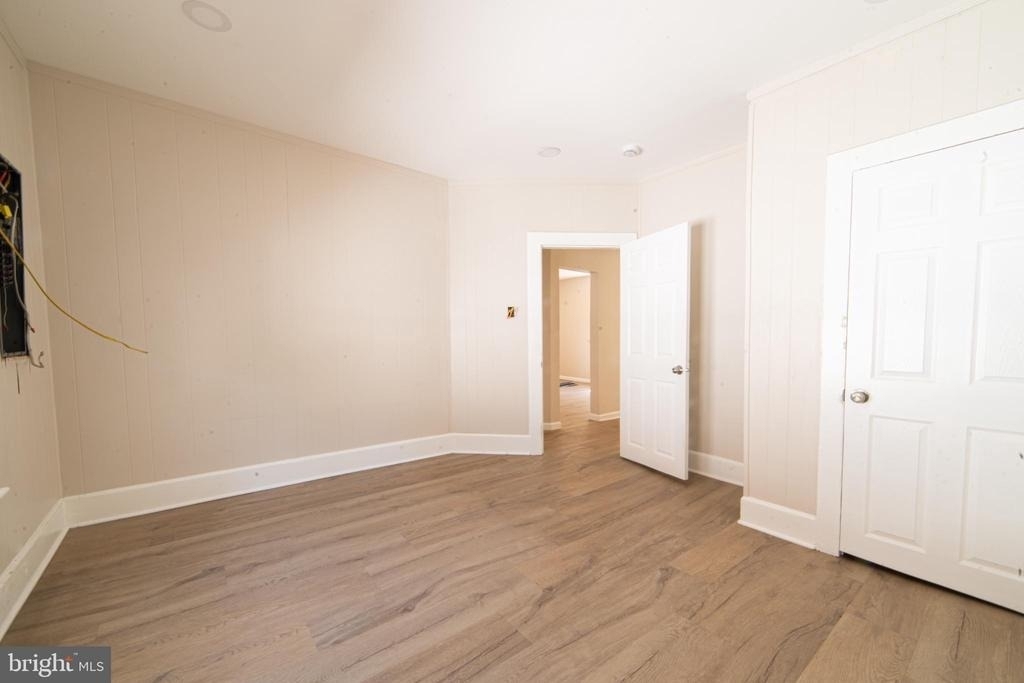 730 E Montrose Street - Photo 12