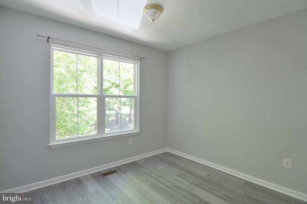 13326 Waterside Circle - Photo 20