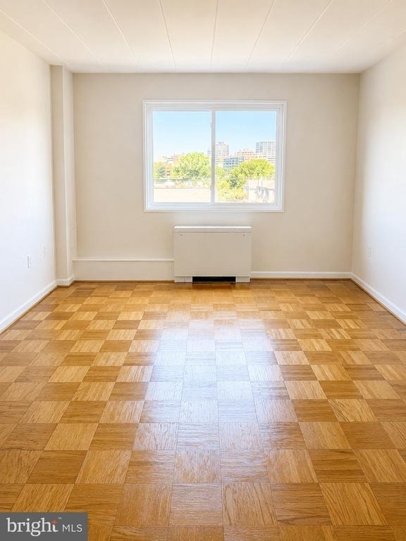 4800 Chevy Chase Drive - Photo 23