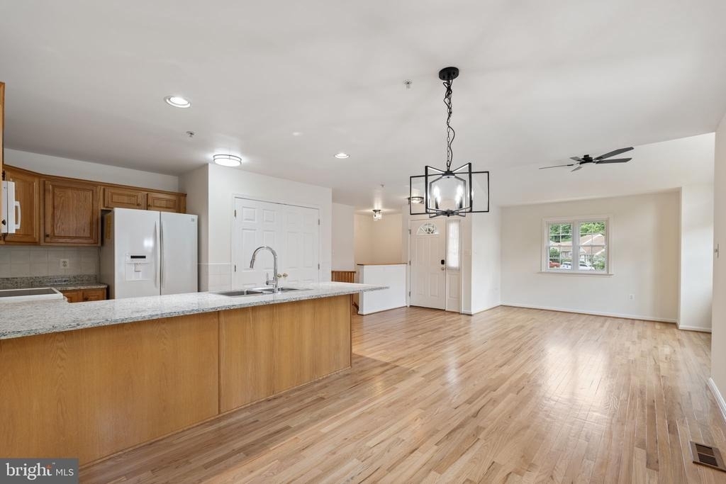 211 Westlake Boulevard - Photo 1