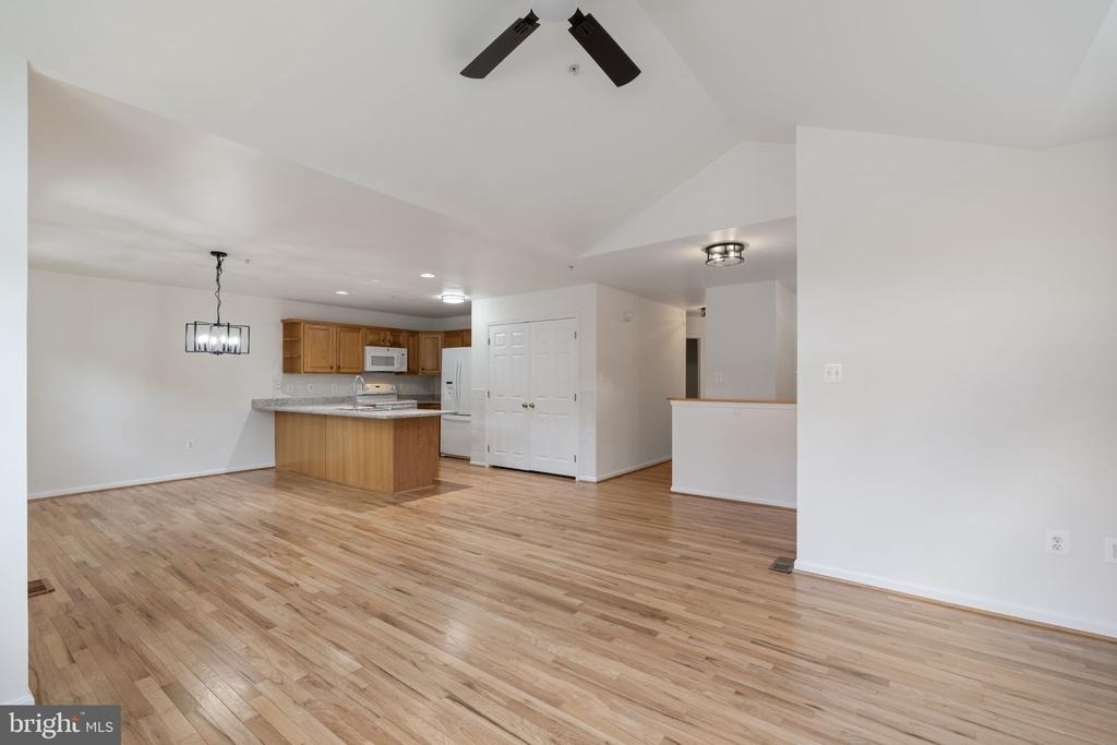 211 Westlake Boulevard - Photo 6