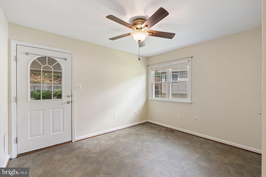 211 Westlake Boulevard - Photo 13