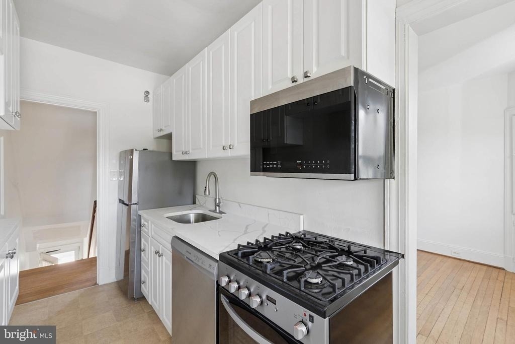500 Park Avenue - Photo 4