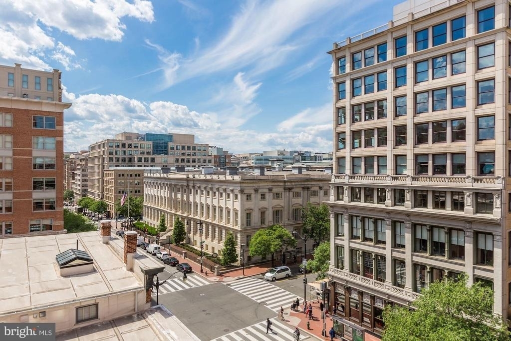 616 E Street Nw - Photo 0