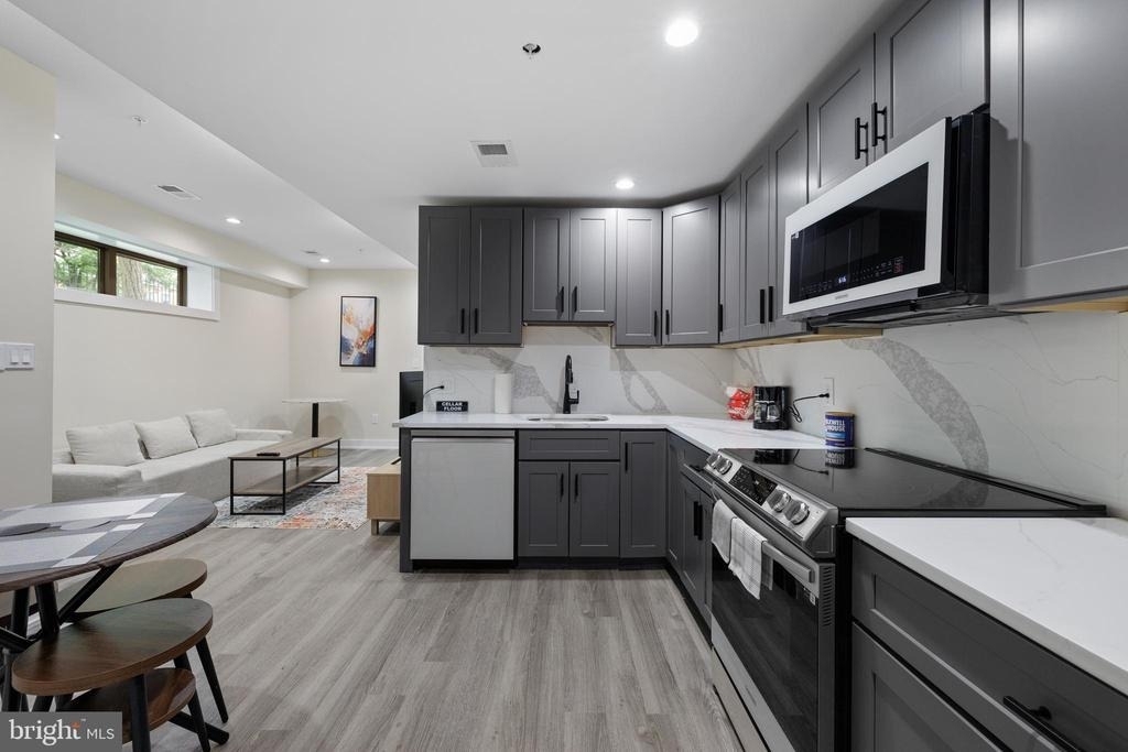 3517 3517 14th Street Nw - Photo 5
