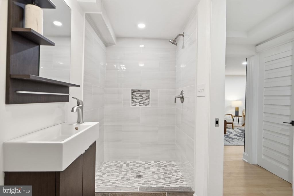 5520 North Capitol Street Nw - Photo 34
