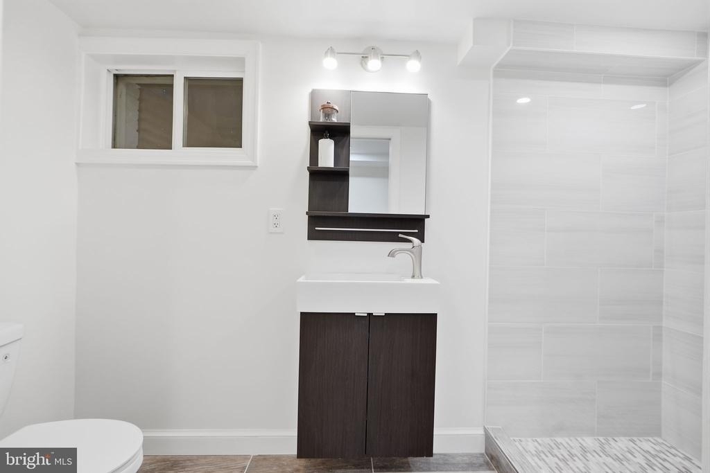 5520 North Capitol Street Nw - Photo 33