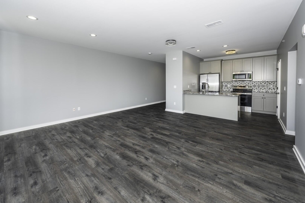 5395 Plymouth Road - Photo 8