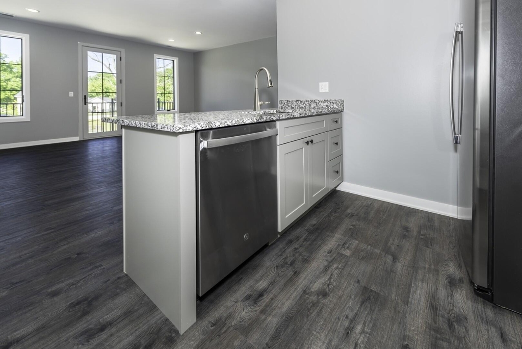 5395 Plymouth Road - Photo 12