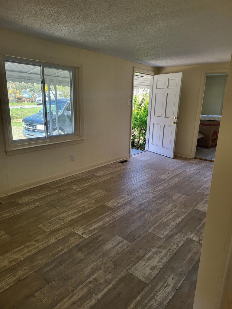 511 Royal Street - Photo 3