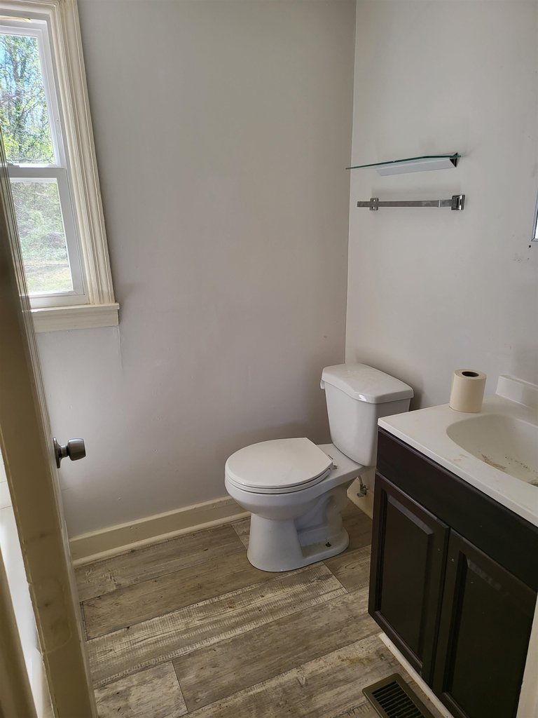 511 Royal Street - Photo 2