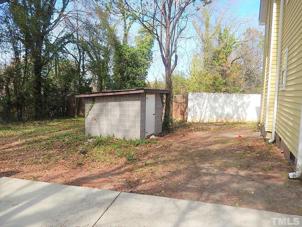 1015 Oberlin Road - Photo 21