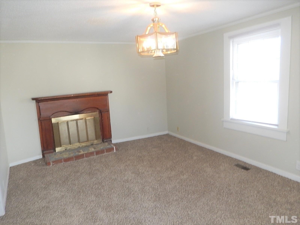1015 Oberlin Road - Photo 1