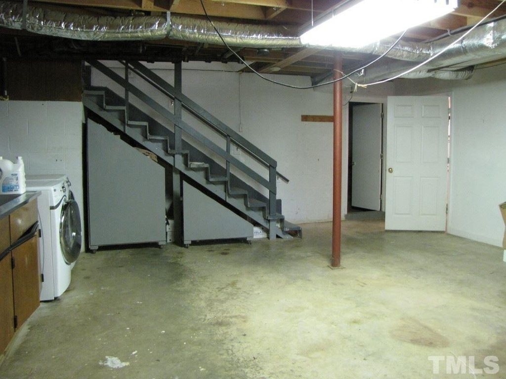 501 Parkview Drive - Photo 9