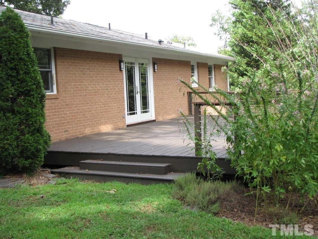 501 Parkview Drive - Photo 11