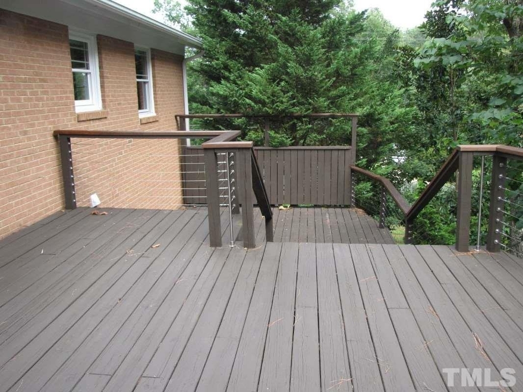 501 Parkview Drive - Photo 10