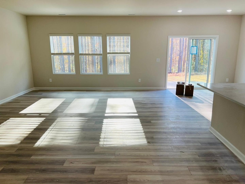745 Riguard Way - Photo 1