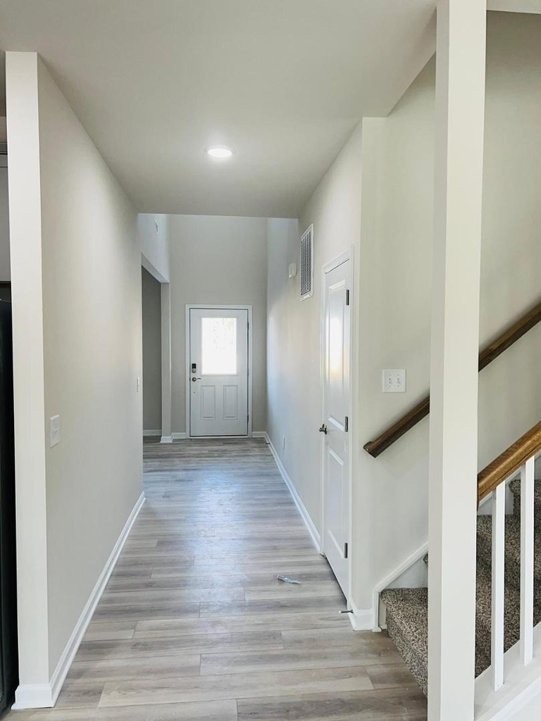 745 Riguard Way - Photo 9