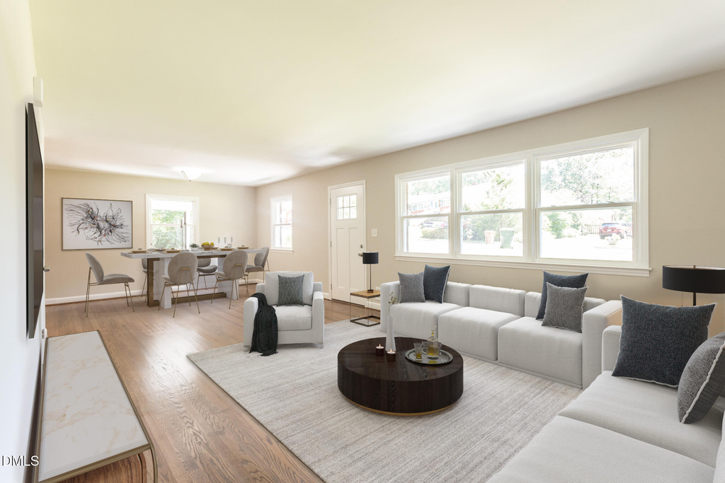 204 W Johnson Street - Photo 3