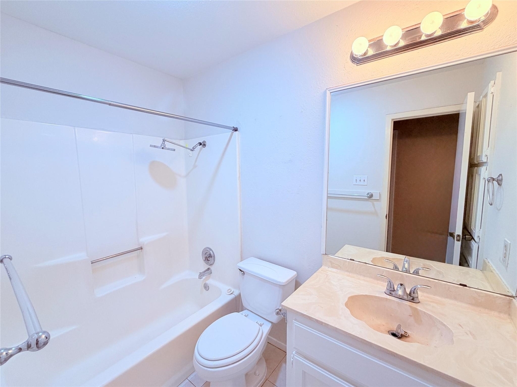 6503 Columbia Oaks Ct - Photo 19