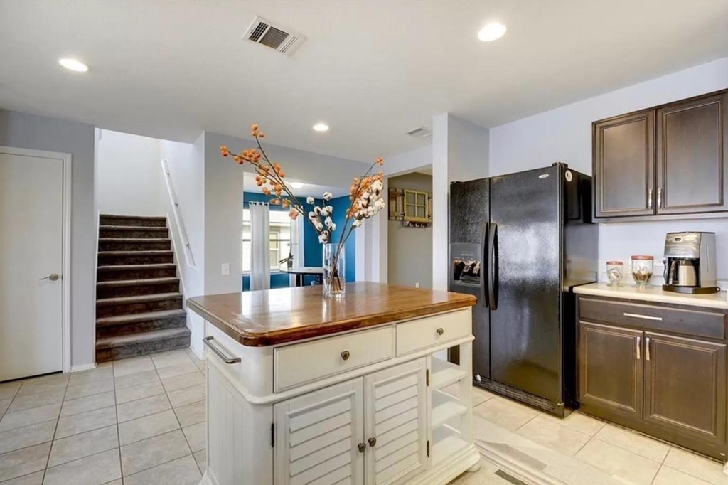 9016 Ridgewell Rd - Photo 11