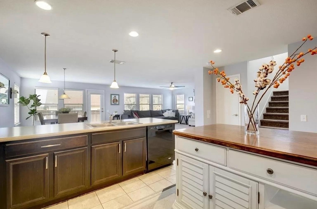 9016 Ridgewell Rd - Photo 10
