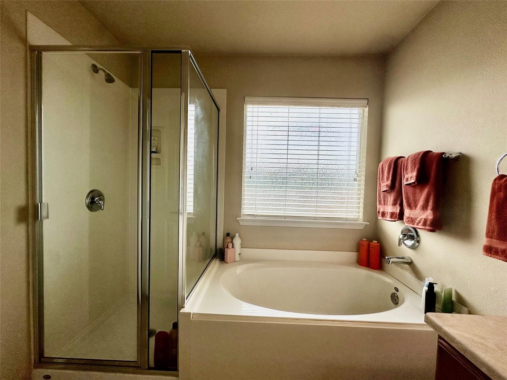 7521 Cedar Edge Dr - Photo 12