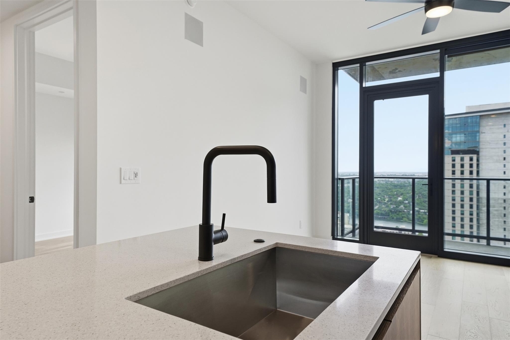 84 East Ave - Photo 10