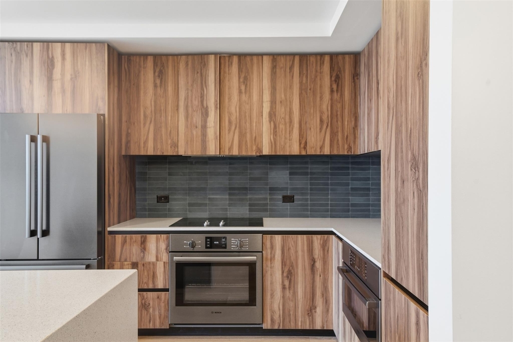 84 East Ave - Photo 16