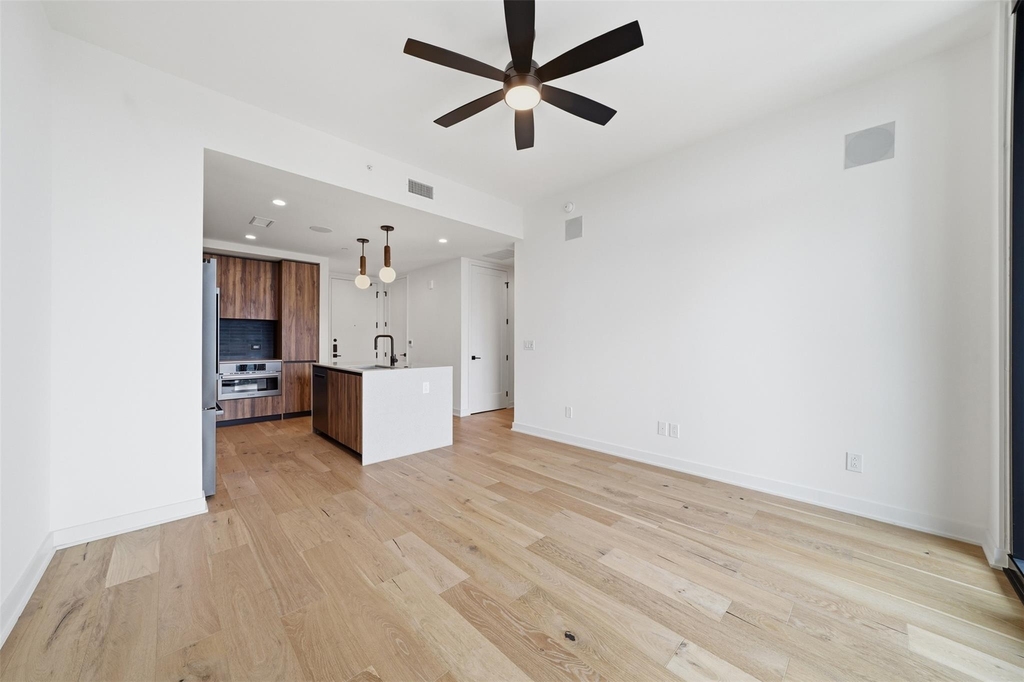 84 East Ave - Photo 12
