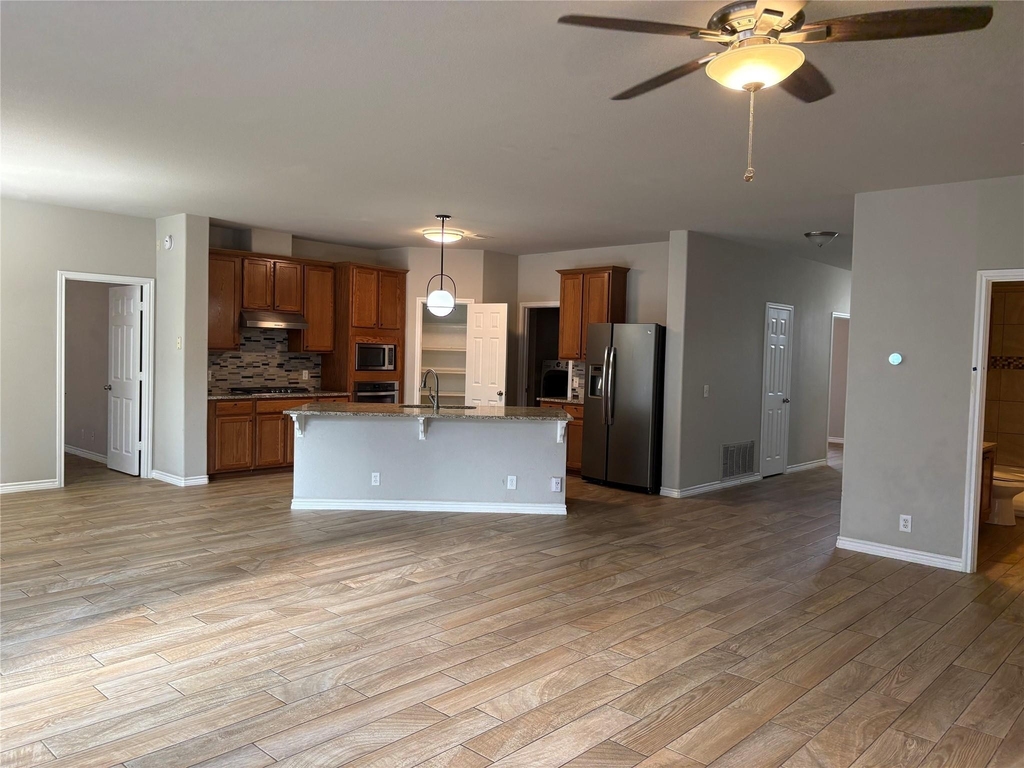 1112 Vanderbilt Cir - Photo 25