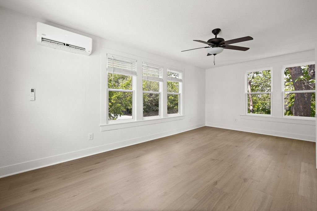 1301 Sloan St - Photo 19