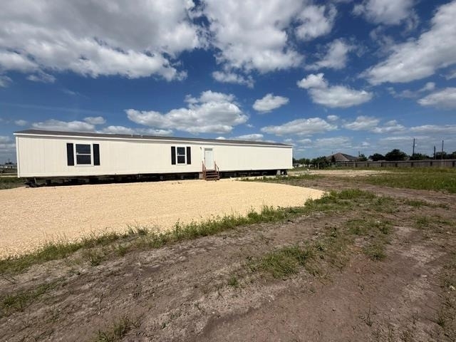 116 Mazatlan Dr - Photo 0