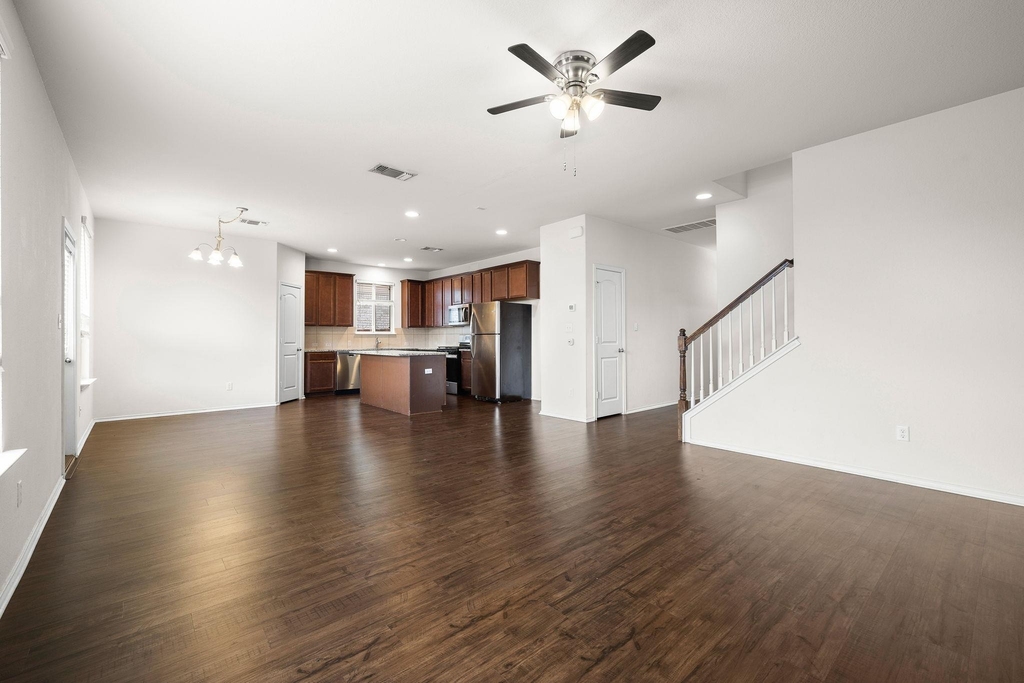 11801 Jackson Falls Way - Photo 7