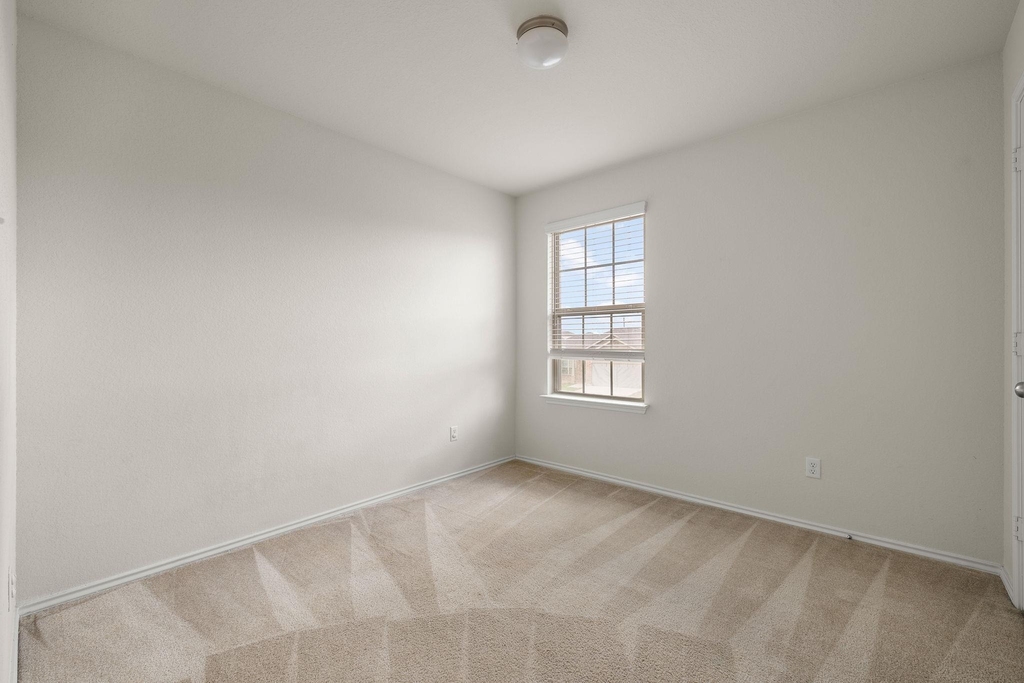 11801 Jackson Falls Way - Photo 22