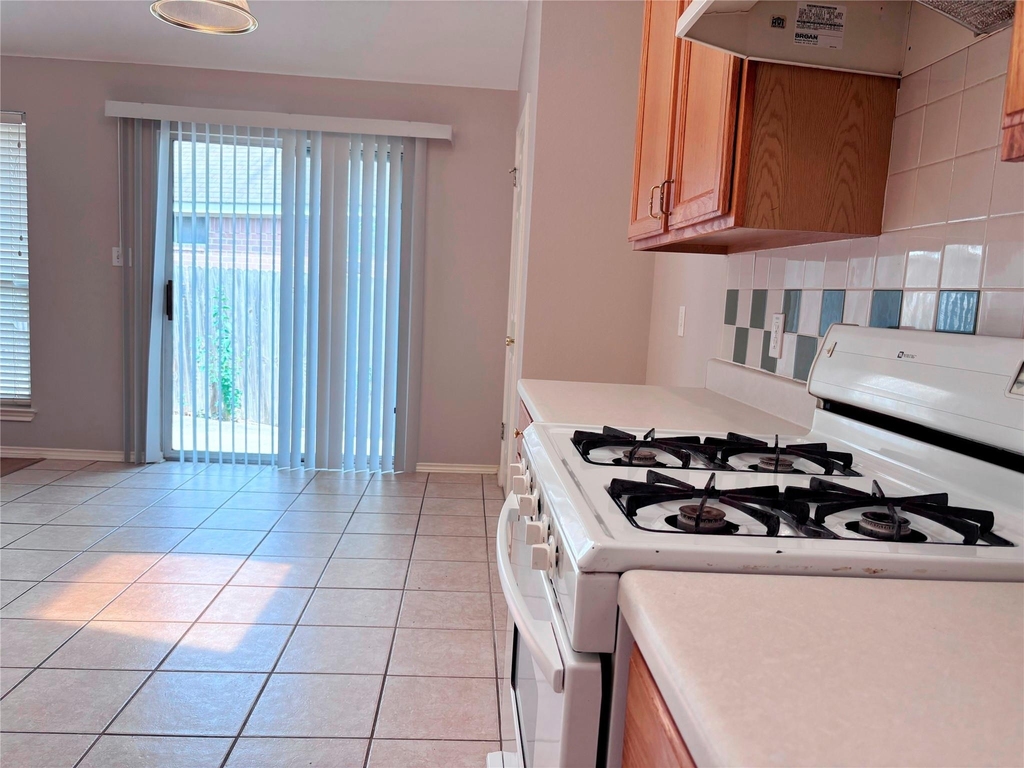 14901 Sand Dollar Ct - Photo 10