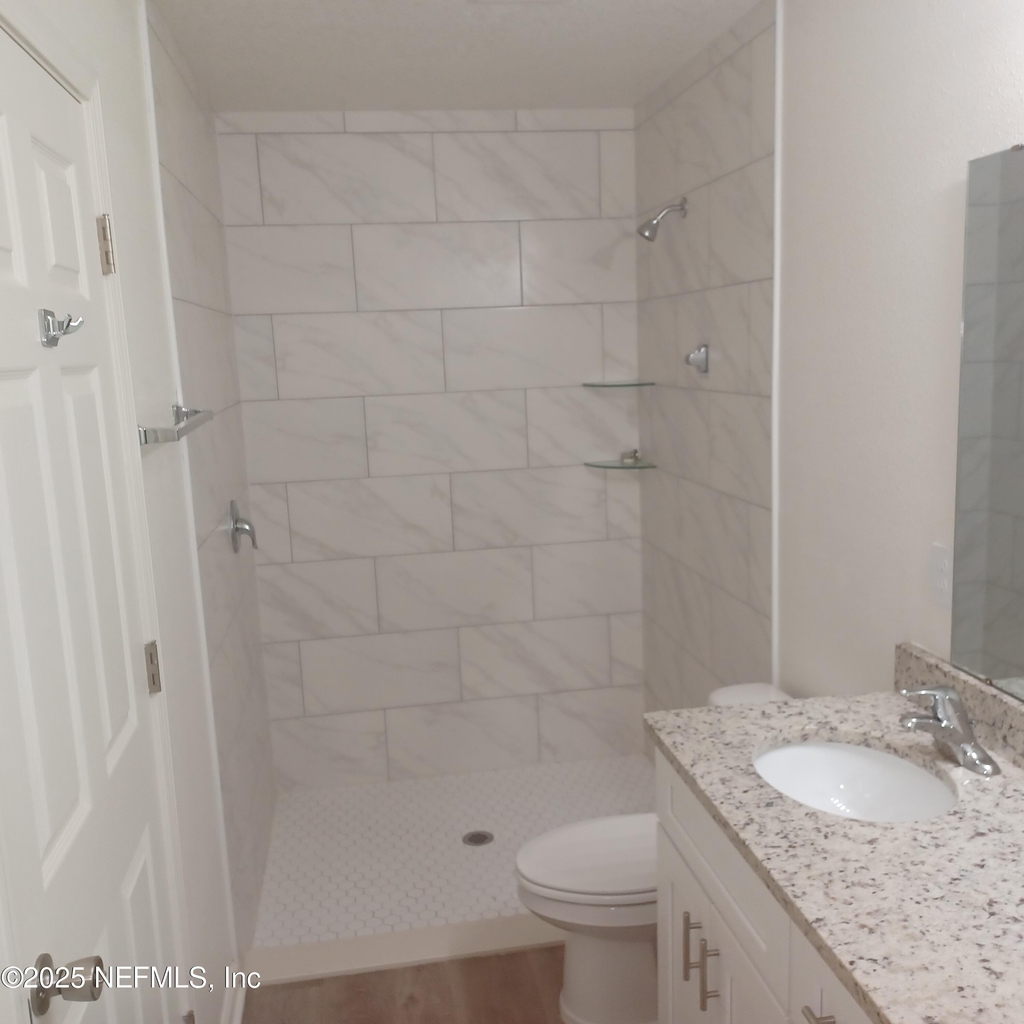 908 W 9th Street - Photo 9