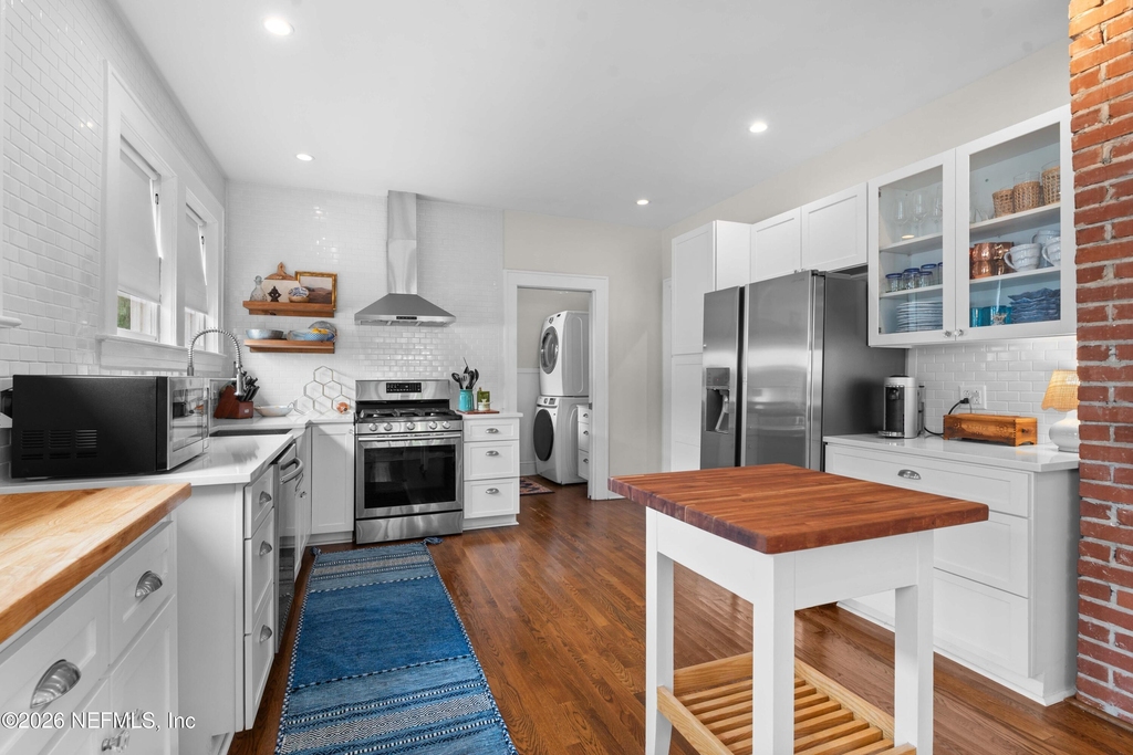 1347 Belvedere Avenue - Photo 22