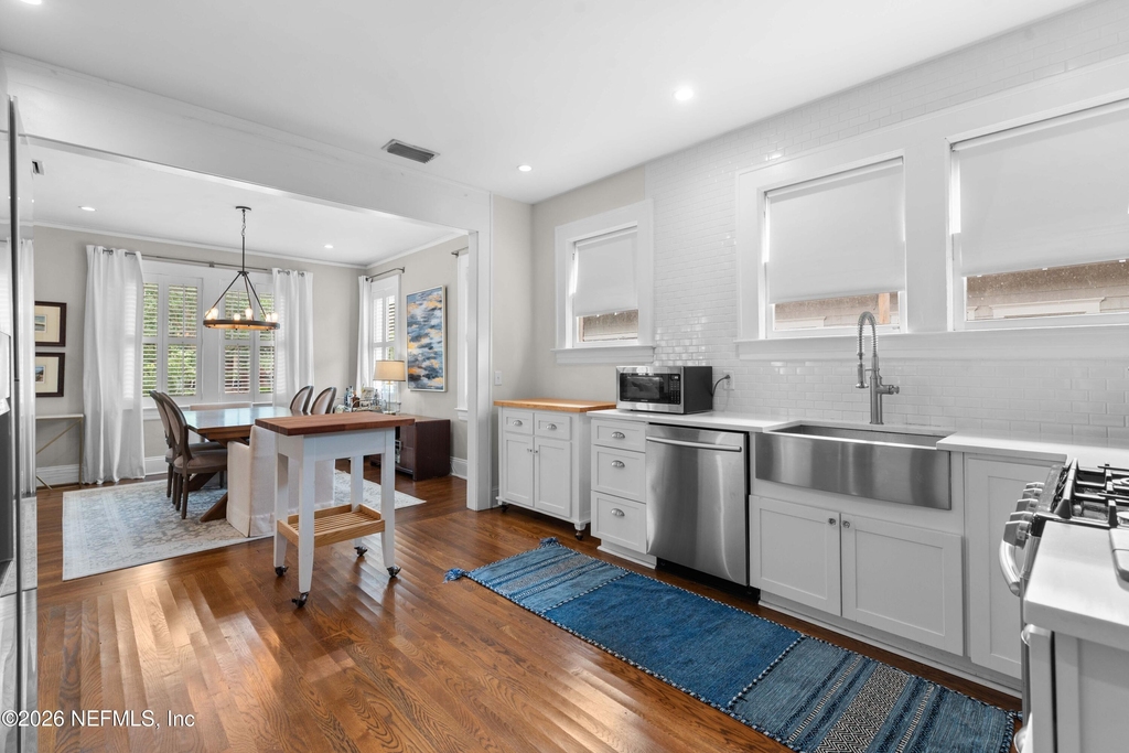 1347 Belvedere Avenue - Photo 10