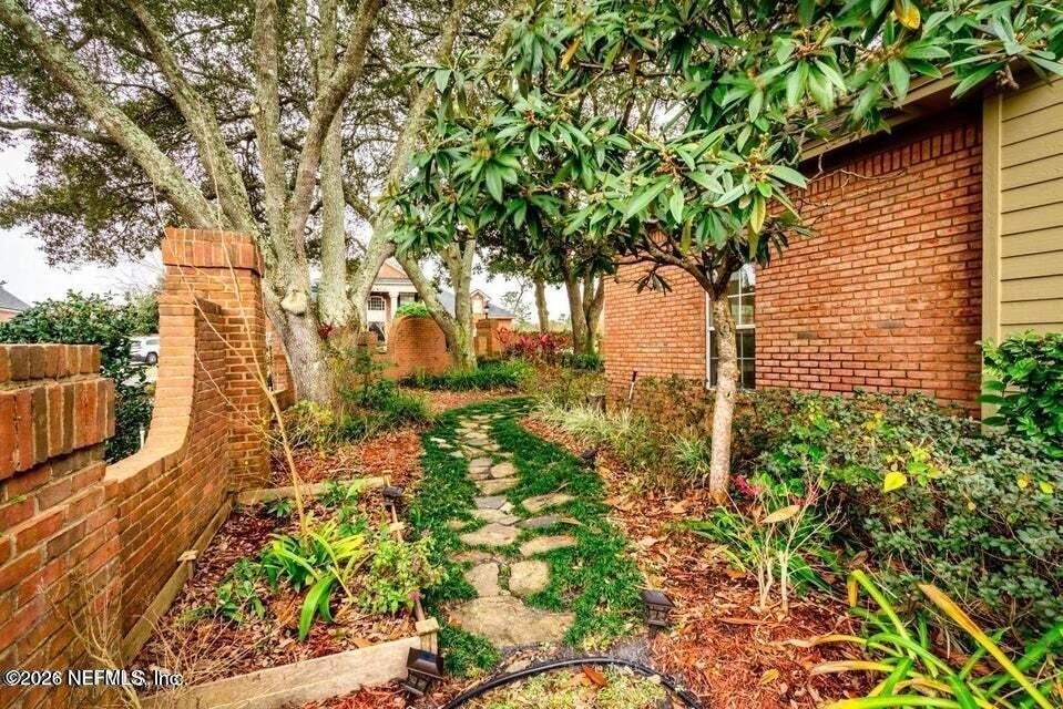 7820 Deerwood Point Court - Photo 2