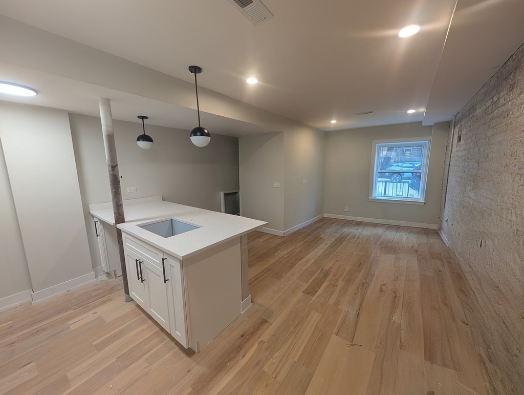 616 W Patterson Avenue - Photo 2
